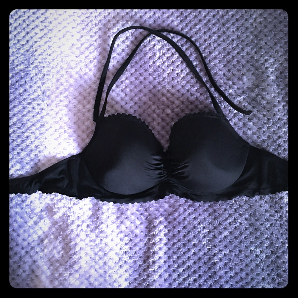 Victoria’s Secret Bikini Top (Black)